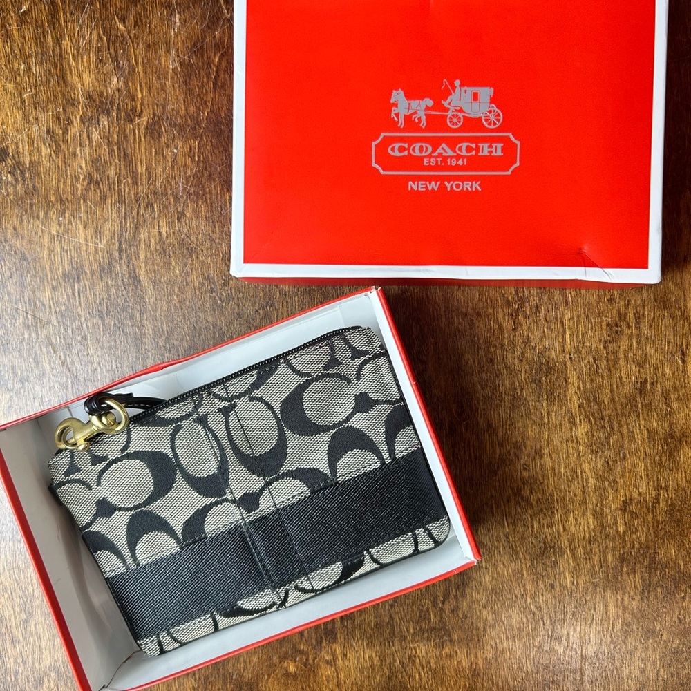 Coach Signature Wristlet - Picture 14 of 15